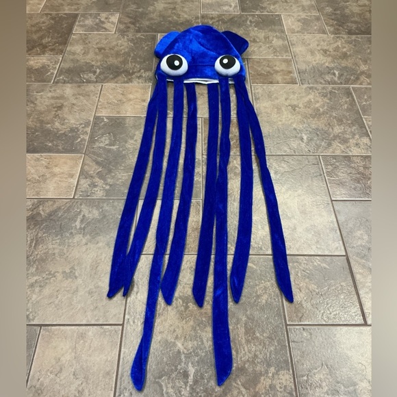💎2/$18💎  Blue Squid Hat - Picture 3 of 4